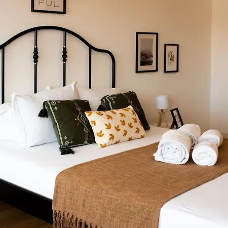 بيت ضيافة Trindade بورتو